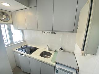 Kennedy Town - Pearl Court Block A 05
