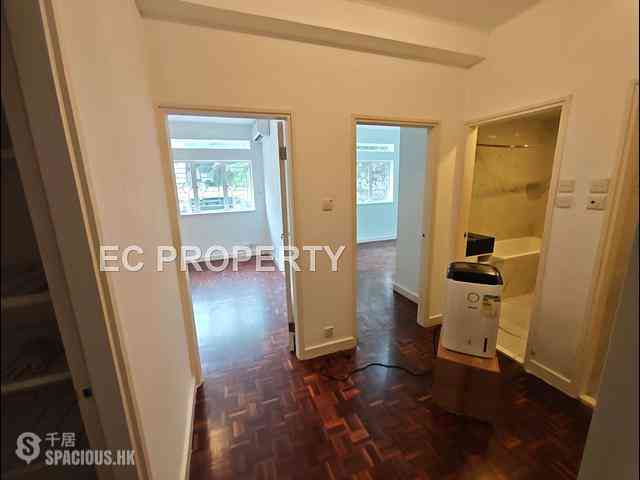 Deep Water Bay - Deepdene Block C 11