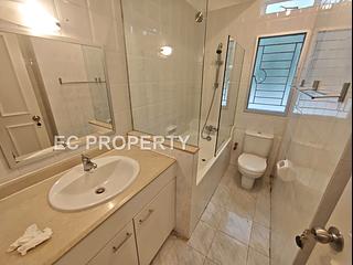 Deep Water Bay - Deepdene Block D 19