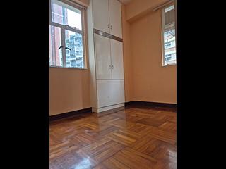 Wan Chai - Luen Fat Mansion 06