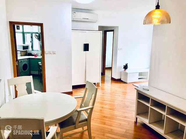 Tung Chung - Coastal Skyline Phase 1 Block 2 06