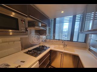 West Kowloon - The Harbourside Block 2 02