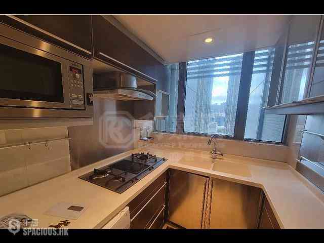 West Kowloon - The Harbourside Block 2 02