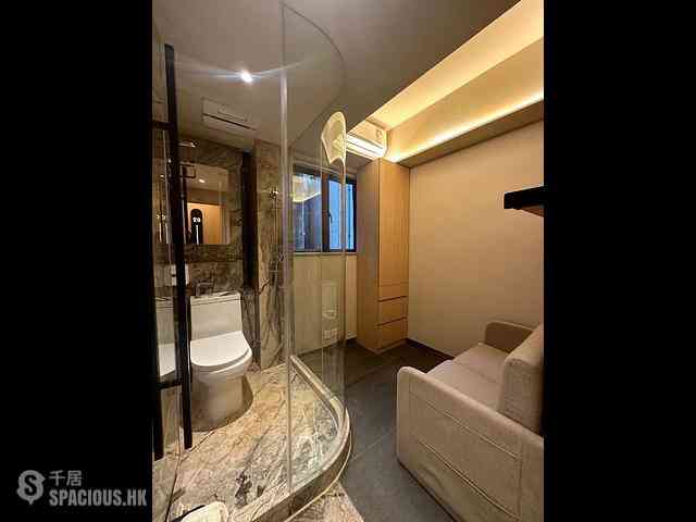 Causeway Bay - 33, Yiu Wa Street 01