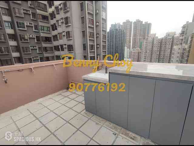 Sai Ying Pun - Koon Wah Building 18