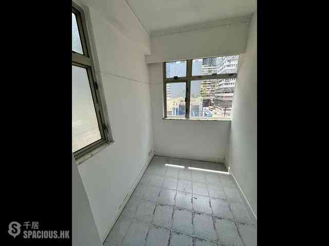 Tai Kok Tsui - Fu Tor Loy Sun Chuen Stage 2 Fu Lai Building (Block 1) 03