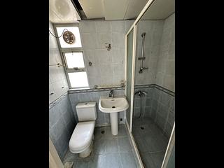 Tai Kok Tsui - Fu Tor Loy Sun Chuen Stage 2 Fu Lai Building (Block 1) 05