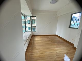 Tai Kok Tsui - Island Harbourview Block 7 03