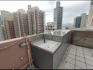 Sai Ying Pun - Koon Wah Building 17