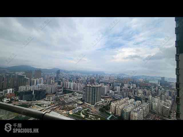 West Kowloon - Sorrento Phase 2 Block 1 01