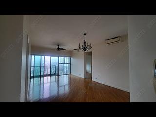 West Kowloon - Sorrento Phase 2 Block 1 02