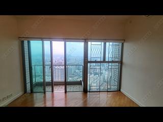 West Kowloon - Sorrento Phase 2 Block 1 03