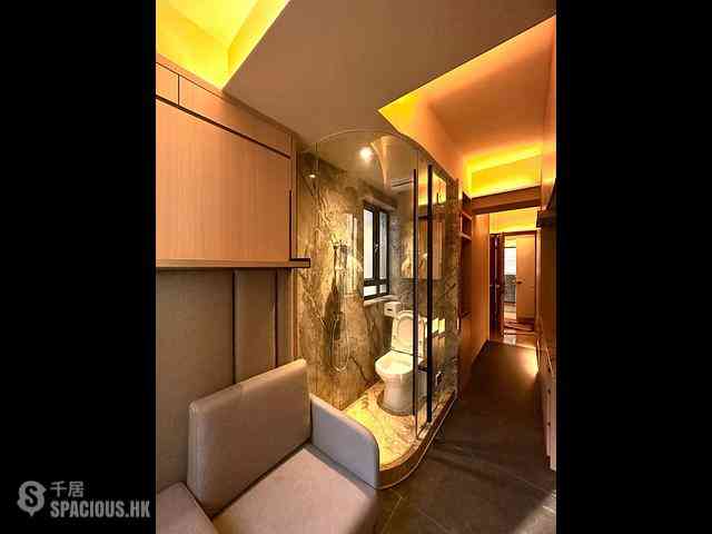 Causeway Bay - 33, Yiu Wa Street 01