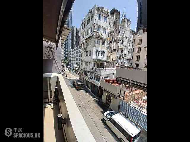 Soho - Kwan Fat Building (House) 08