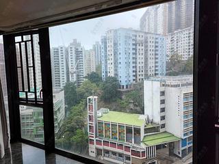 Fortress Hill - Le Sommet Block 1 02
