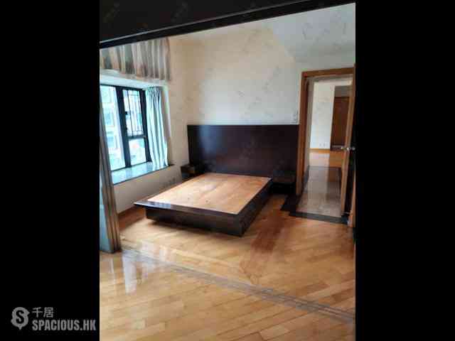 Fortress Hill - Le Sommet Block 1 06