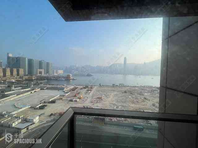 West Kowloon - The Arch Sky Tower (Block 1) 11