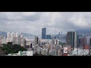 Yau Ma Tei - Parc Palais Block 6 04