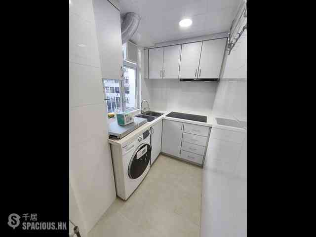 Jordan - Shui Heung Yuen Apartments 10