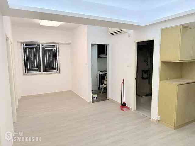 Shau Kei Wan - South China Mansion 01