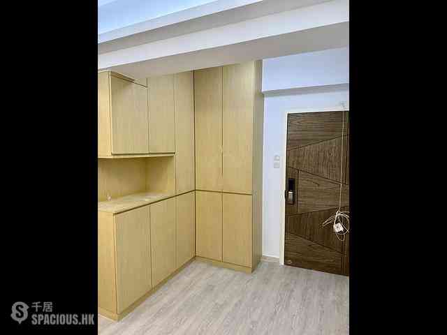 Shau Kei Wan - South China Mansion 02