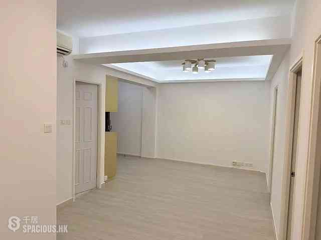 Shau Kei Wan - South China Mansion 06