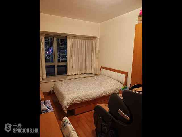 West Kowloon - The Harbourside Block 1 05