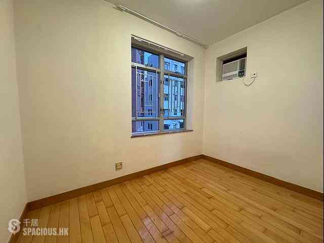 Sai Ying Pun - Kui Yan Court 02