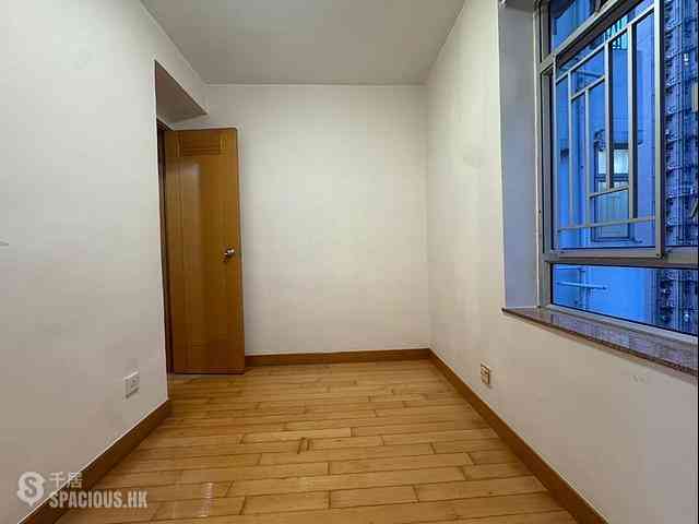 Sai Ying Pun - Kui Yan Court 08