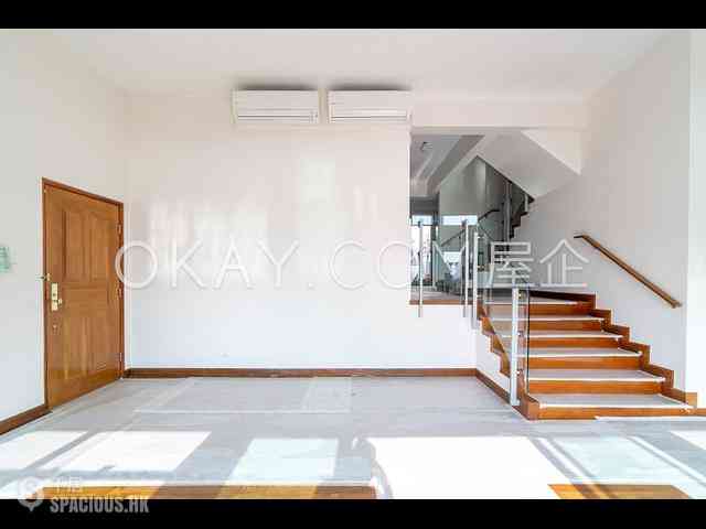 Clear Water Bay - Little Palm Villa 04
