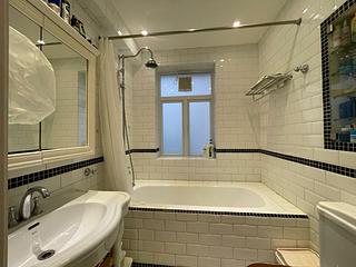 Mid Levels Central - 38B, Kennedy Road 15