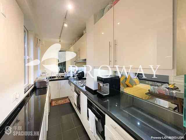 Mid Levels Central - 38B, Kennedy Road 11