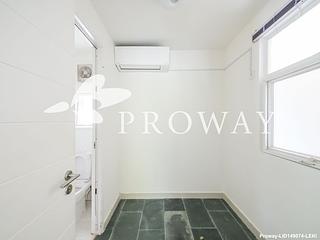 Po Toi O - Fairway Vista 12