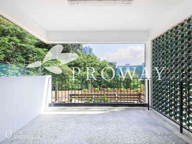 Pok Fu Lam - Baguio Villa Block 44 01