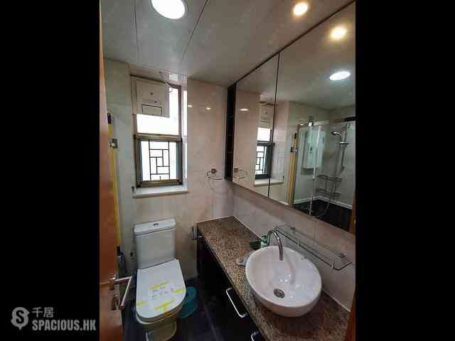 Wan Chai - The Zenith Phase 1 Block 2 02