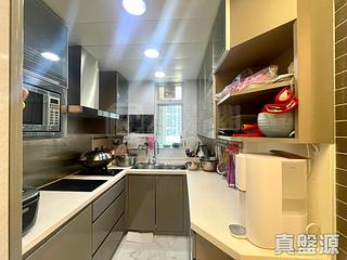 Lohas Park - Lohas Park Phase 1 The Capitol Tower 3 09