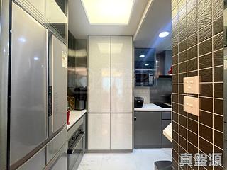 Lohas Park - Lohas Park Phase 1 The Capitol Tower 3 10