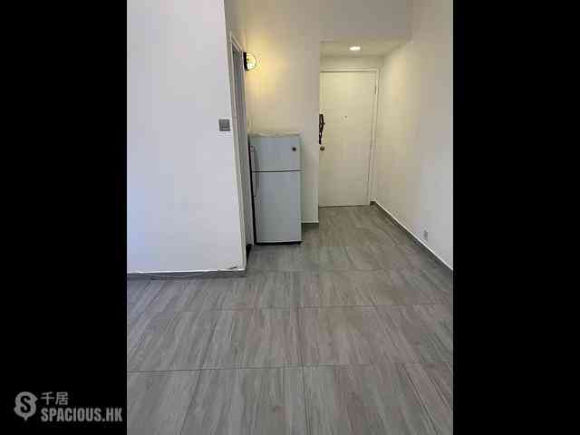 Kennedy Town - Jade Court Block B 02