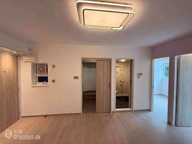 Quarry Bay - Tai Sing House 01