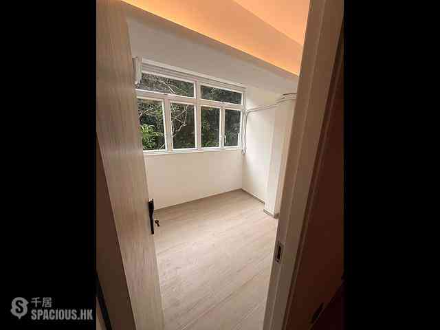 Quarry Bay - Tai Sing House 06