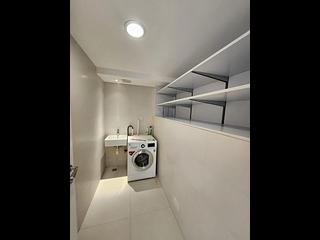 Chung Hom Kok - Magnolia (The Crown Villas) 09