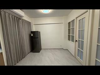 Wan Chai - Kwong Wah Building 03