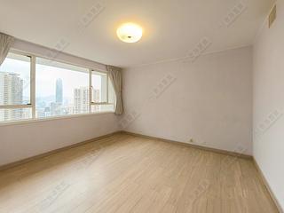 Mid Levels Central - May Tower Block 2 07