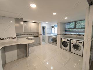 Mid Levels Central - May Tower Block 2 09
