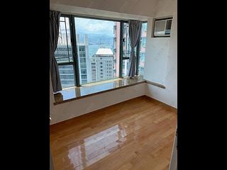 Sheung Wan - Queen's Terrace Block 2 02