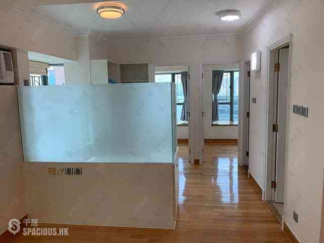 Sheung Wan - Queen's Terrace Block 2 09