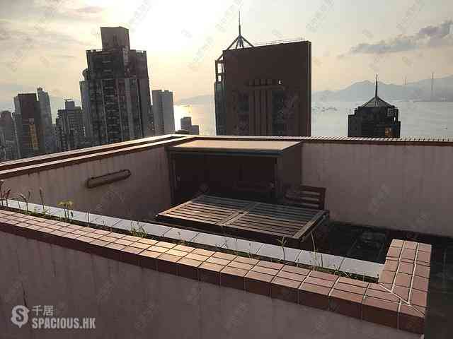 Sheung Wan - Queen's Terrace Block 2 10