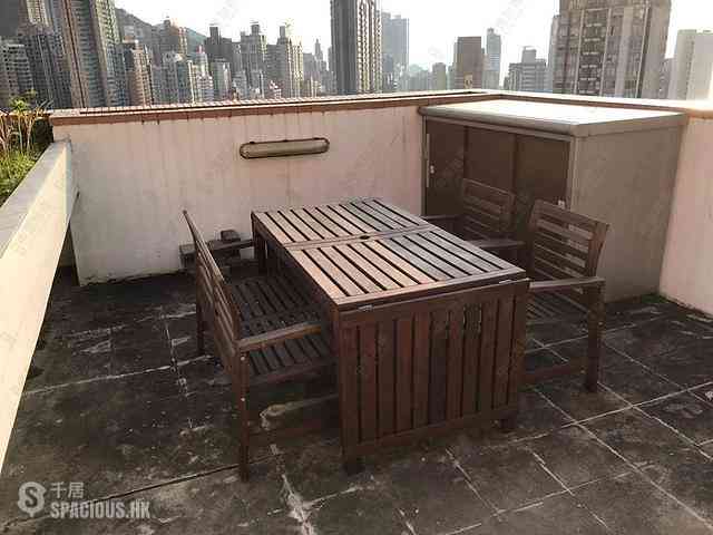Sheung Wan - Queen's Terrace Block 2 11