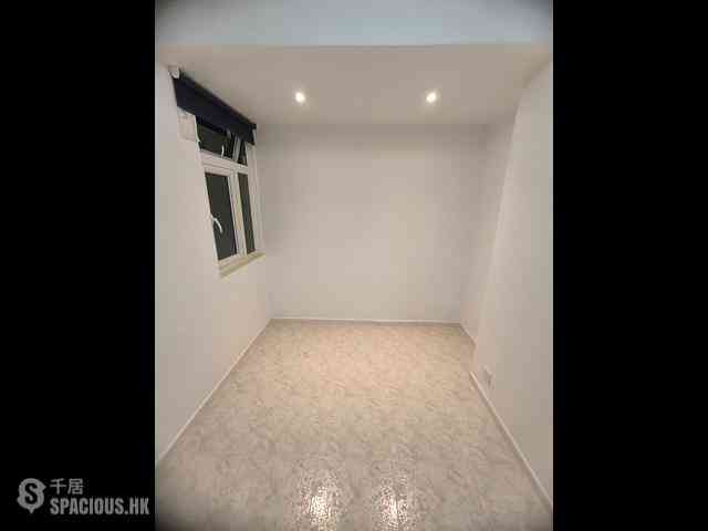 Chai Wan - Greenwood Terrace Block 4 02