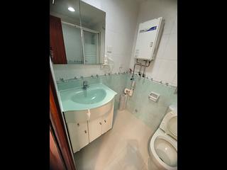 Chai Wan - Greenwood Terrace Block 4 04
